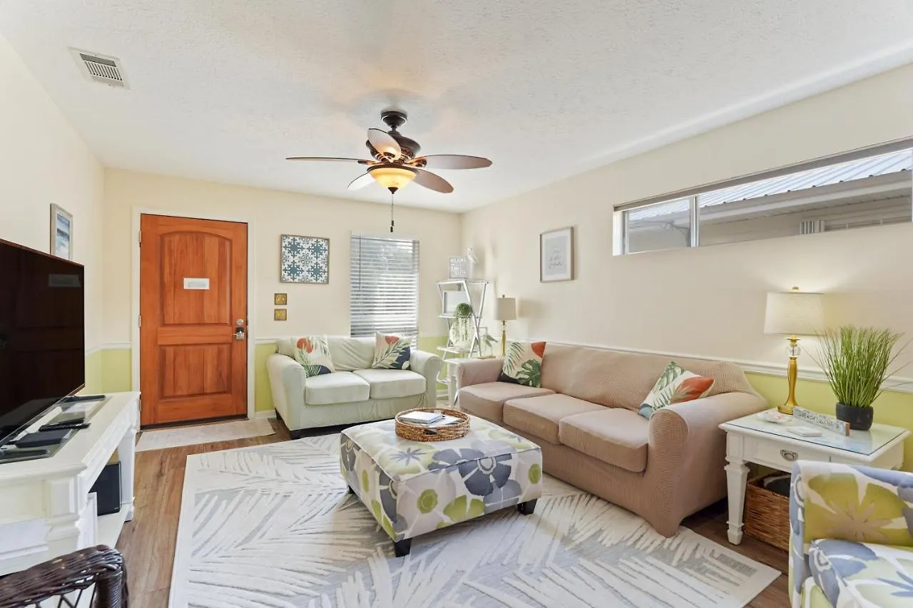 Breezy Pcb Vacation Rental With Lanai, Walk To Ocean Panama Stadt Ferienhaus