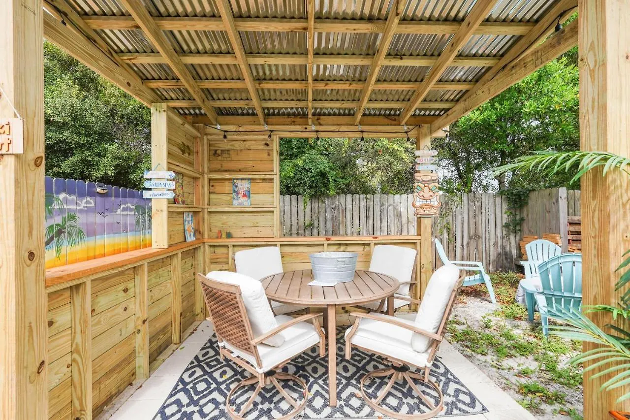 Breezy Pcb Vacation Rental With Lanai, Walk To Ocean Panama Stadt