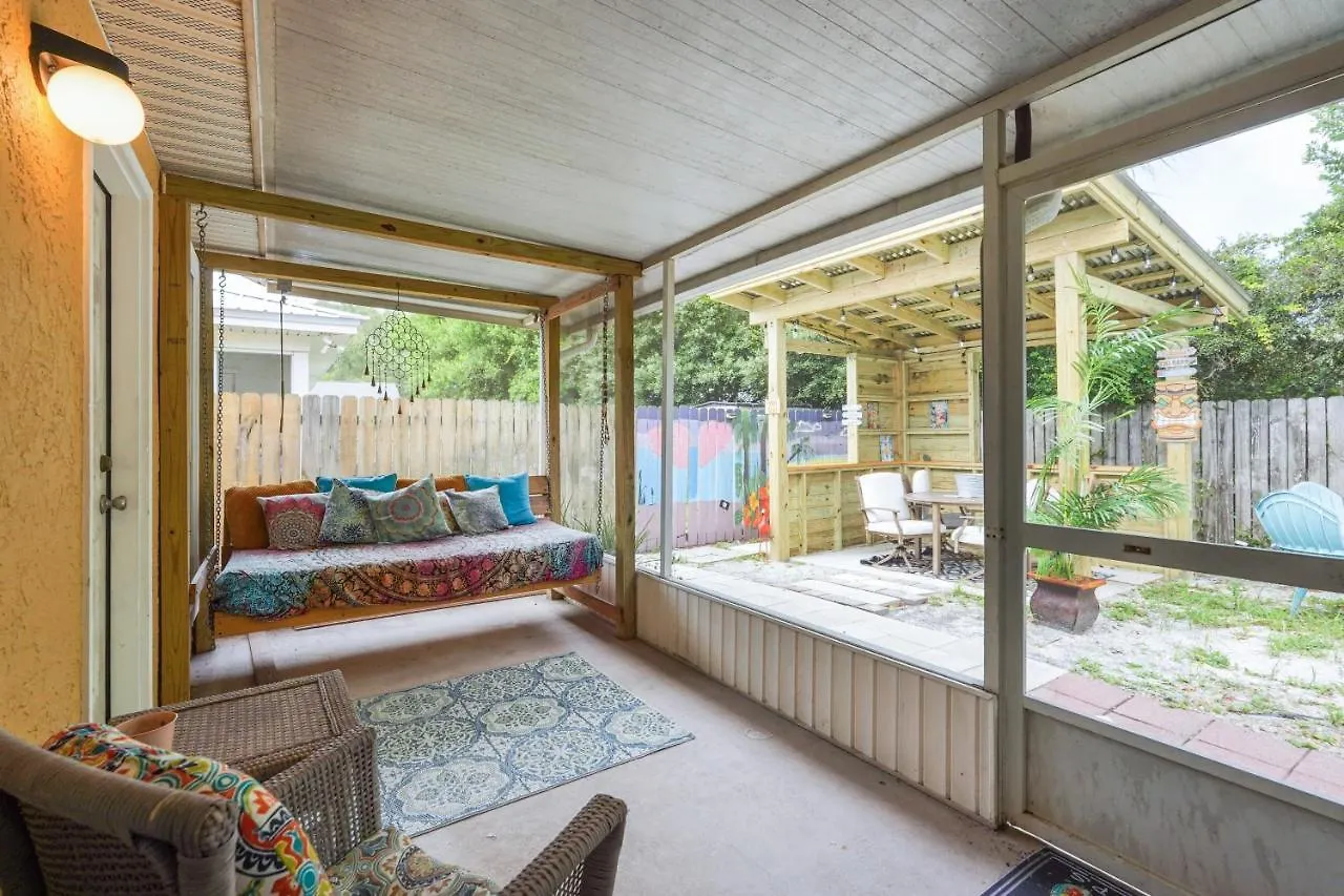 Breezy Pcb Vacation Rental With Lanai, Walk To Ocean Panama Stadt
