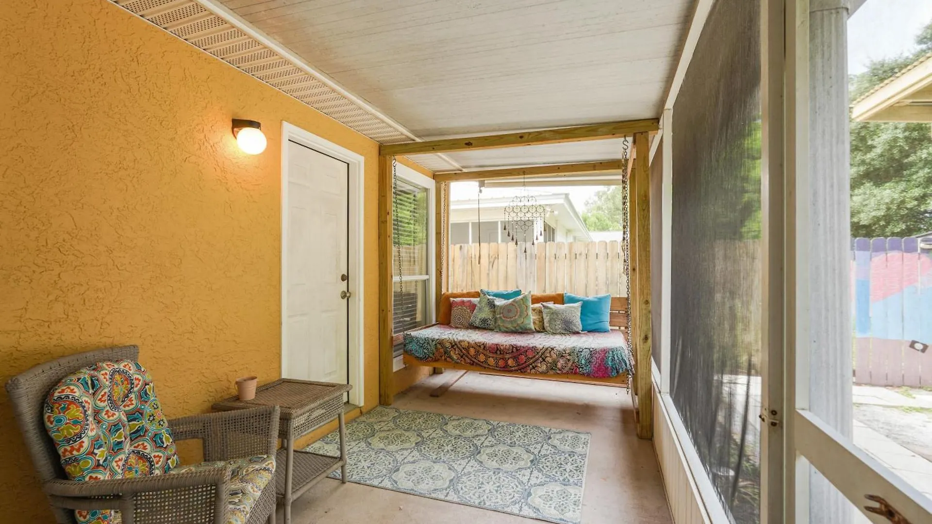 Breezy Pcb Vacation Rental With Lanai, Walk To Ocean Panama Stadt